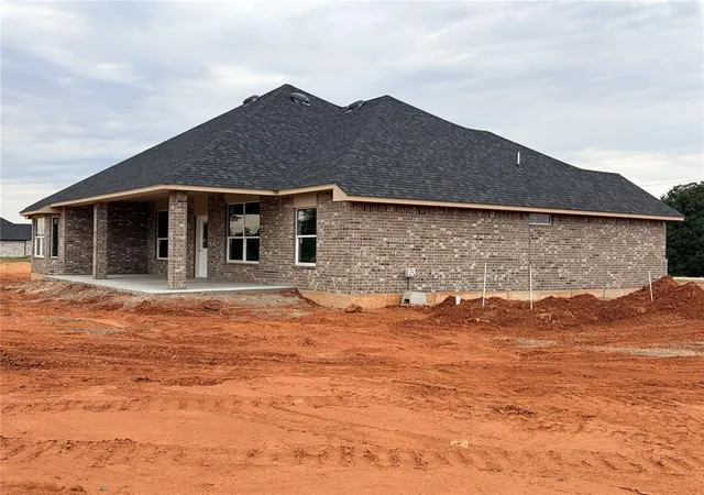 Photo 3 of Single family home for sale at 870256 Red Stone Cir, Chandler, OK 74834 | MLS# 1227928 | Listing updated on 2026-10-05