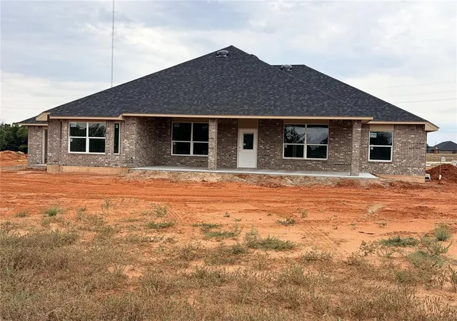 Photo 3 of Single family home for sale at 870256 Red Stone Cir, Chandler, OK 74834 | MLS# 1227928 | Listing updated on 2026-10-09