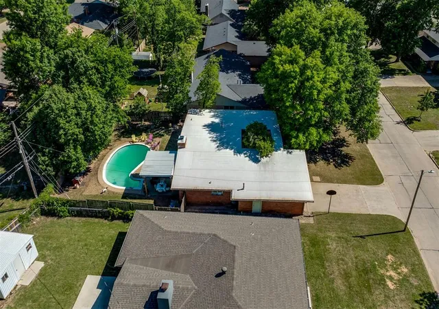Homes for sale in Bethany, OK | 1800 N Alexander Ln, Bethany, OK 73008 | MLS# 1227958