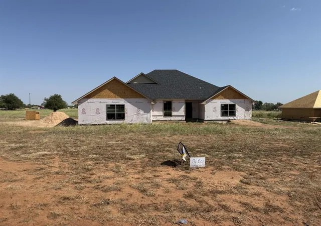 Photo 1 of Single family home for sale at 8680 Oak Tree Cir, Edmond, OK 73025 | MLS# 1227987 | Listing updated on 2026-10-05