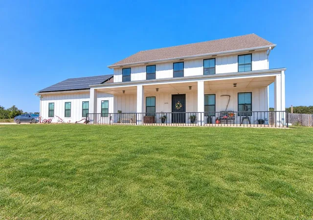 Photo 2 of Single family home for sale at 34798 Wildcat Way, Shawnee, OK 74801 | MLS# 1228008 | Listing updated on 2026-09-20