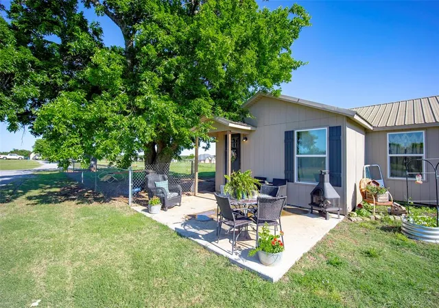 Homes for sale in Blanchard, OK | 2048 County Street 2970, Blanchard, OK 73010 | MLS# 1228024