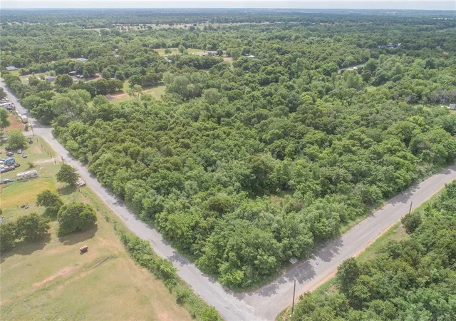 Homes for sale in Oklahoma City, OK | 5716 S Broadway Ave, Oklahoma City, OK 73109 | MLS# 1228026