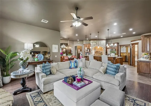 Photo 1 of Single family home for sale at 14501 Paddington Ave, Oklahoma City, OK 73142 | MLS# 1228070 | Listing updated on 2026-08-09