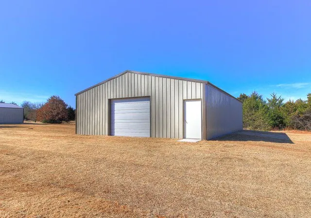 Photo 2 of Single family home for sale at 11737 Ward Rd, Edmond, OK 73034 | MLS# 1228086 | Listing updated on 2026-10-07