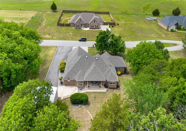 1st image of 44743 Kingsbury Ln, Shawnee, OK 74801 | MLS# 1228132