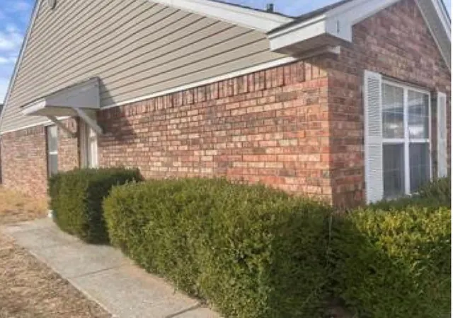 2nd image of 1108 Brandywine #1 & 2, Norman, OK 73071 | MLS# 1228178