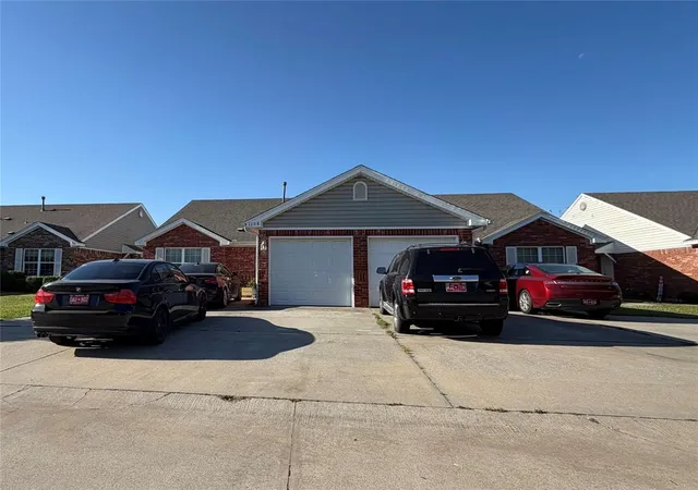 2nd image of 1108 Brandywine #3 & 4, Norman, OK 73071 | MLS# 1228179
