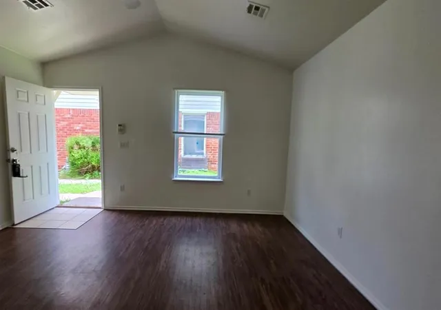 3rd image of 1108 Brandywine, Norman, OK 73071