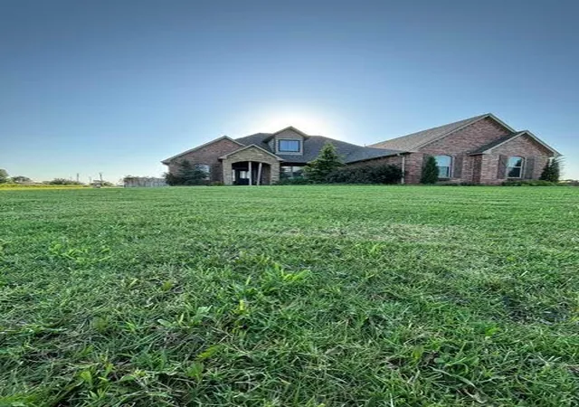 5th image of 2957 Farm Dr, El Reno, OK 73036 | MLS# 1228212