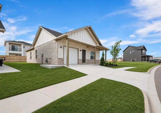 Homes for sale in Edmond, OK | 4113 Nw 179th St, Edmond, OK 73013 | MLS# 1228229
