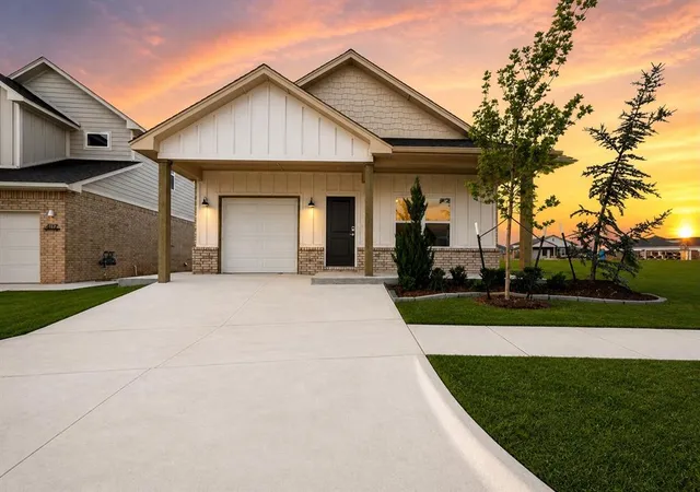Homes for sale in Edmond, OK | 4113 Nw 179Th St, Edmond, OK 73013 | MLS# 1228229