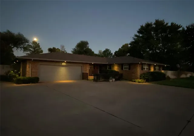 Homes for sale in Elk City, OK | 522 N Booth Ave, Elk City, OK 73644 | MLS# 1228320