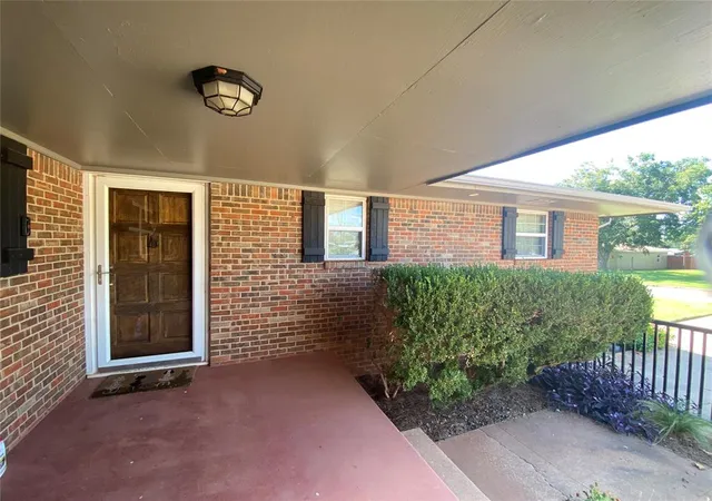 Homes for sale in Elk City, OK | 522 N Booth Ave, Elk City, OK 73644 | MLS# 1228320