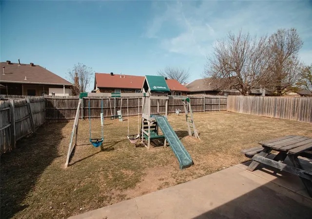 Photo 2 of Sale Pending at 10545 Reiter Dr, Oklahoma City, OK 73130 | MLS# 1228339 | Listing updated on 2026-05-11