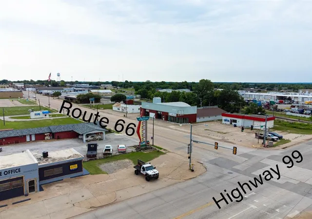 1st image of 718 W Main St, Stroud, OK 74079 | MLS# 1228373