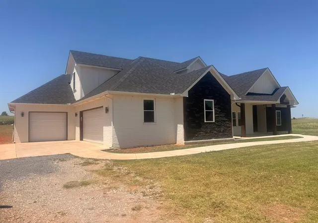 3rd image of 4351 N Whitetail Dr, Guthrie, OK 73044 | MLS# 1228455