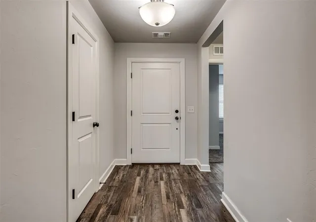 Photo 3 of Single family home for sale at 3420 Pagoda Pead Dr, Yukon, OK 73099 | MLS# 1228475 | Listing updated on 2026-08-26