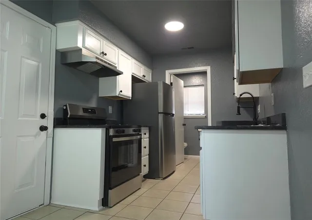 Homes for sale in Oklahoma City, OK | 1150 N Eagle Ln #32, Oklahoma City, OK 73127 | MLS# 1228486