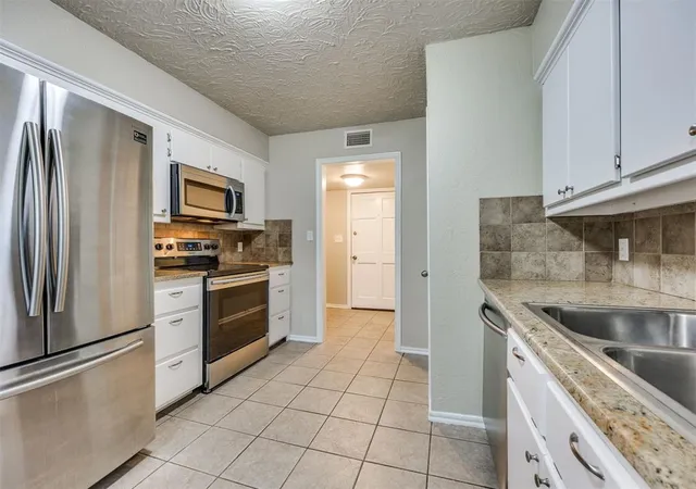 image of 1817 E Lindsey St #2, Norman, OK 73071 | MLS# 1228517