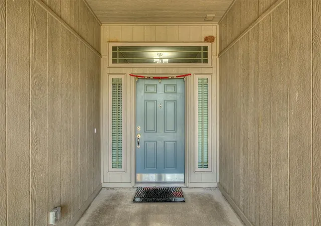Photo 3 of Single family home for sale at 16008 Tall Grass Dr, Oklahoma City, OK 73170 | MLS# 1228565 | Listing updated on 2026-10-03