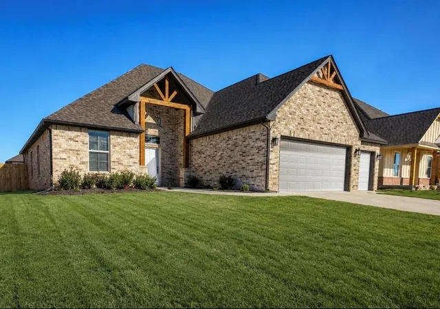 1st image of 1325 Monterey Dr, Norman, OK 73072 | MLS# 1228573