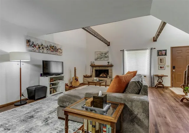 2nd image of 9737 Hefner Village Blvd, Oklahoma City, OK 73162 | MLS# 1228577