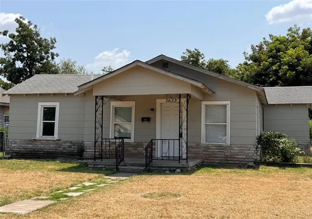 Single family home for sale at 2632 SW 33rd Street, Oklahoma City, OK 73119 | MLS# 1228606
