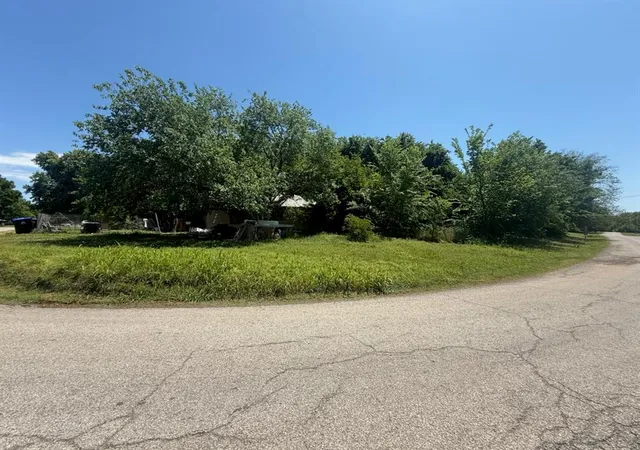 Homes for sale in Davenport, OK | 229 W Main St, Davenport, OK 74026 | MLS# 1228620