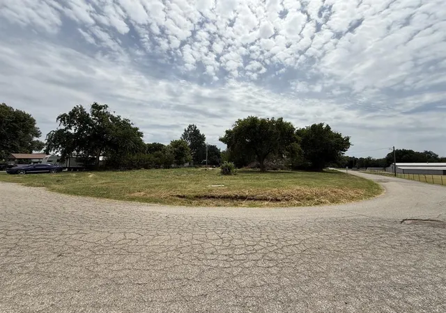 Photo 1 of Land for sale at 229 W Main St, Davenport, OK 74026 | MLS# 1228620 | Listing updated on 2026-09-01