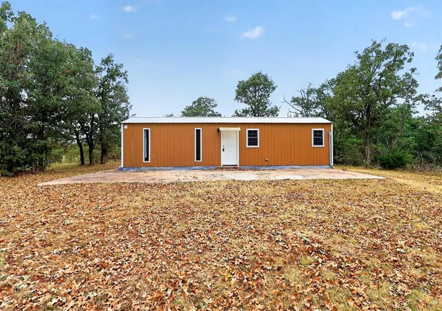 Photo 3 of Single family home for sale at 6780 Woods Acres Dr, Noble, OK 73068 | MLS# 1228626 | Listing updated on 2026-08-27