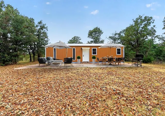 Photo 4 of Single family home for sale at 6780 Woods Acres Dr, Noble, OK 73068 | MLS# 1228626 | Listing updated on 2026-08-27