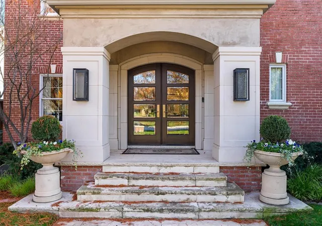 Photo 4 of Single family home for sale at 1202 Larchmont Ln, Nichols Hills, OK 73116 | MLS# 1228649 | Listing updated on 2026-05-28