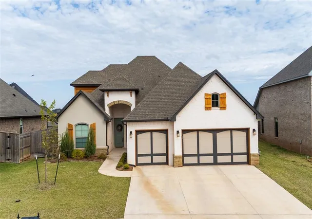 1st image of 14521 Rochefort Ln, Yukon, OK 73099 | MLS# 1228653