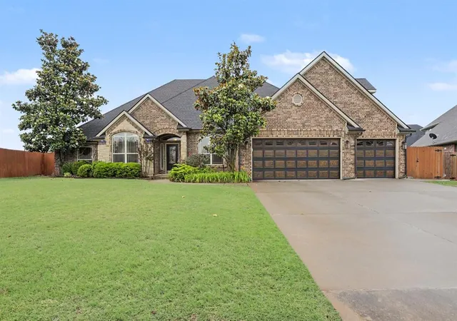 4th image of 400 S Chardon Dr, Mustang, OK 73064 | MLS# 1228677