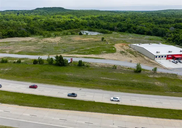 2nd image of W 75 Hwy, Henryetta, OK 74437 | MLS# 1228691