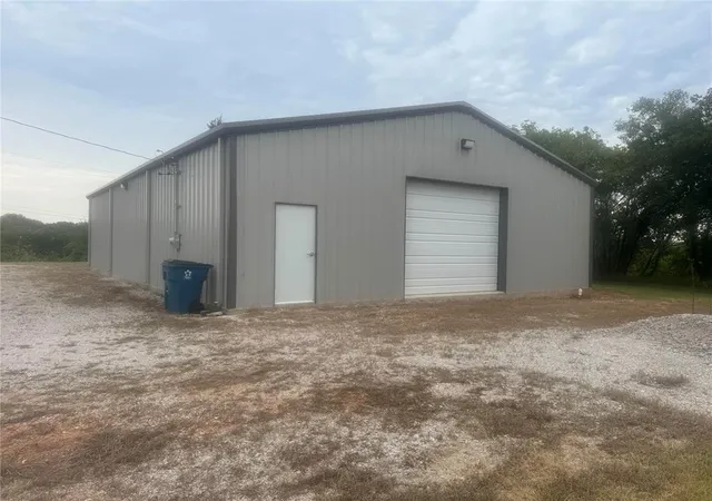 1st image of 1400 S Steele, Chandler, OK 74834 | MLS# 1228693