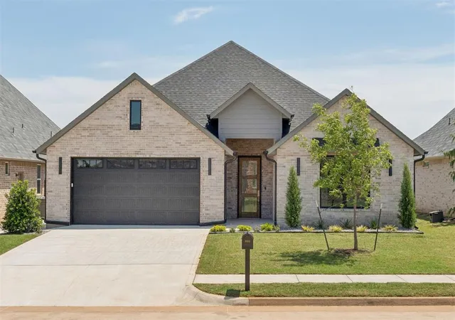 1st image of 5000 Pont Neuf Rd, Edmond, OK 73034 | MLS# 1228712