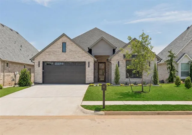 2nd image of 5000 Pont Neuf Rd, Edmond, OK 73034 | MLS# 1228712