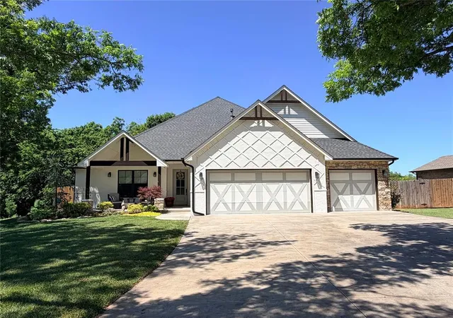 Photo 3 of Sale Pending at 3223 Spyglass Dr, Purcell, OK 73080 | MLS# 1228745 | Listing updated on 2026-08-14