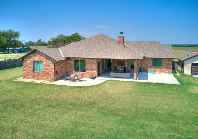 3rd image of 1330 E Silver City Rd, Tuttle, OK 73089 | MLS# 1228784