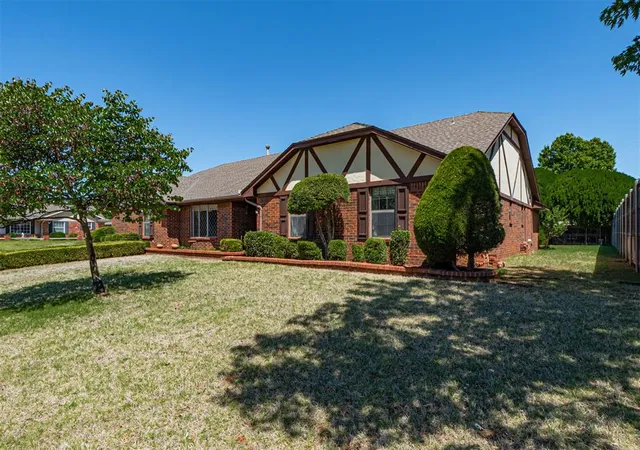 Homes for sale in Oklahoma City, OK | 3231 Stonybrook Rd, Oklahoma City, OK 73120 | MLS# 1228901