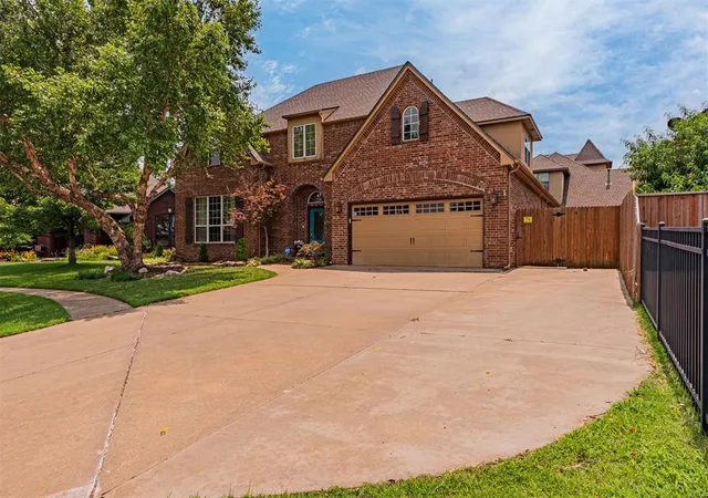 2nd image of 10808 Nw 117th Pl, Yukon, OK 73099 | MLS# 1228929