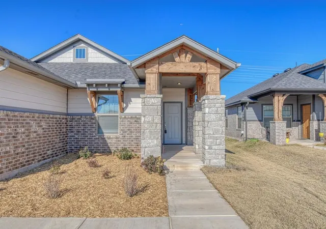3rd image of 12817 Nw 4Th St, Yukon, OK 73099 | MLS# 1228941