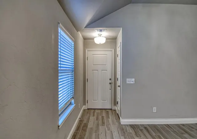5th image of 12817 Nw 4Th St, Yukon, OK 73099 | MLS# 1228941