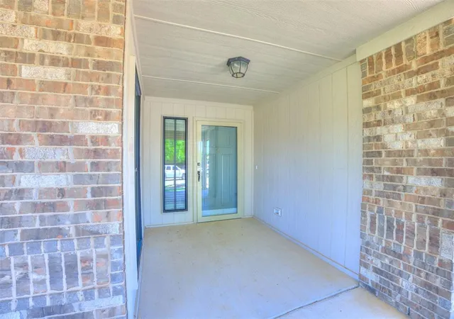 4th image of 18609 Cola Dr, Edmond, OK 73012 | MLS# 1228947