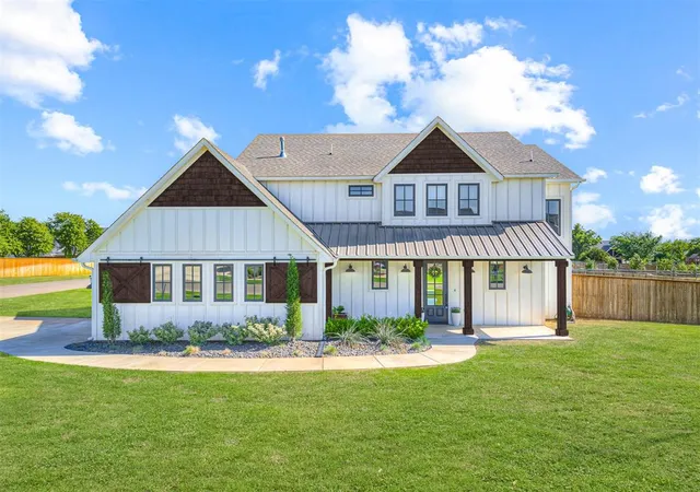 2nd image of 280 Old Farm Rd, Edmond, OK 73034 | MLS# 1228952