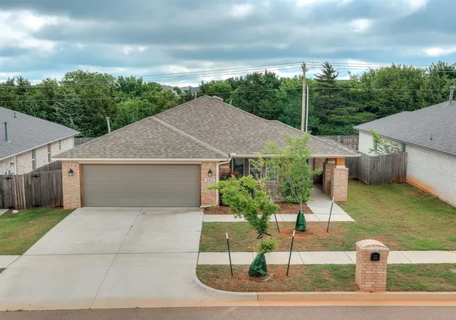 2nd image of 3023 Wister Rd, Norman, OK 73069 | MLS# 1228964