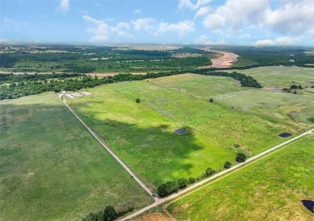 Homes for sale in Ringling, OK | 24189 N 3040 Rd, Ringling, OK 73456 | MLS# 1229020
