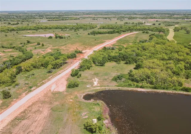Photo 3 of Sale Pending at 12831 N County Rd 3270, Pauls Valley, OK 73075 | MLS# 1229048 | Listing updated on 2026-08-31